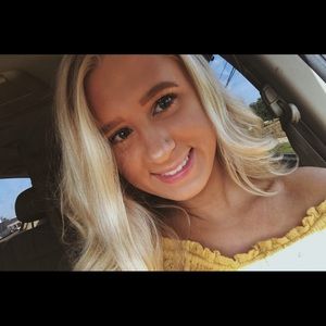 Meet your Posher, Jillian